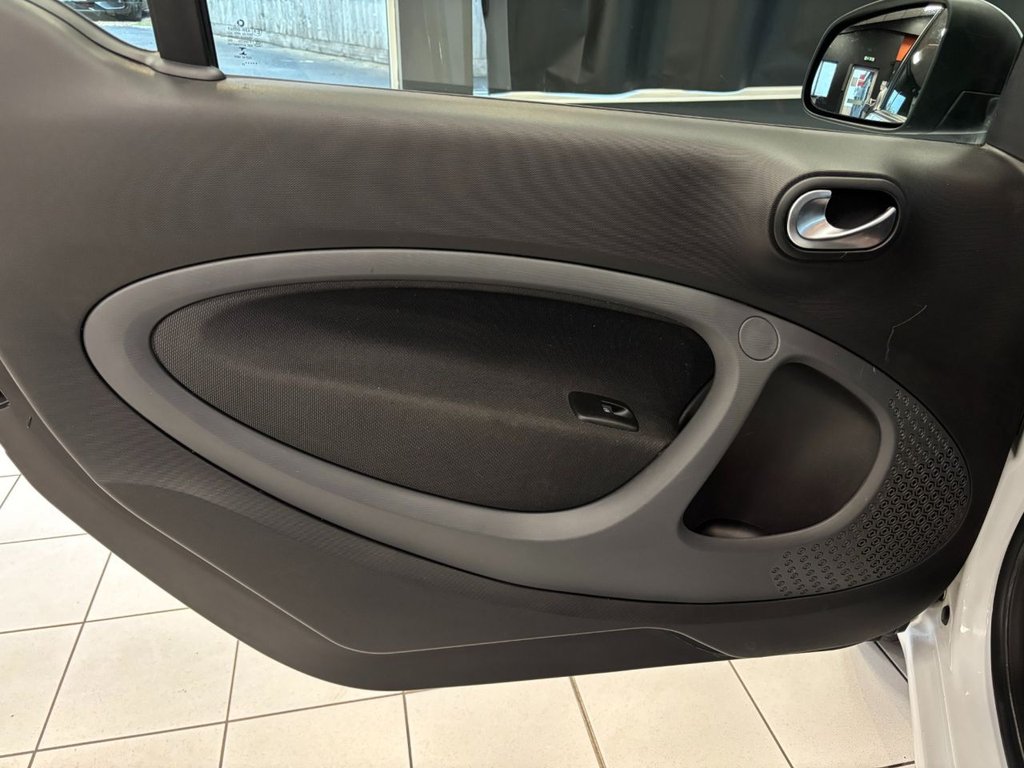 Used smart fortwo 2019 for sale - 76368045: Photo 41