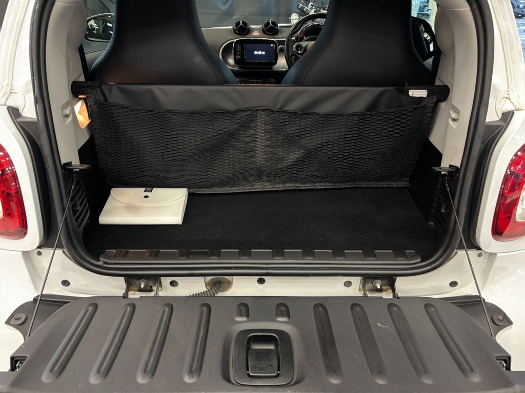 Used smart fortwo 2019 for sale - 76368045: Photo 44