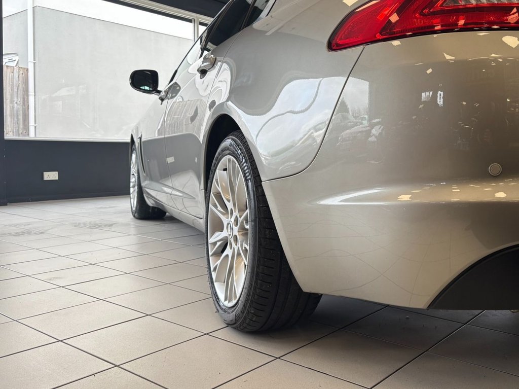 Used Jaguar XF 2013 for sale - 77369516: Photo 10