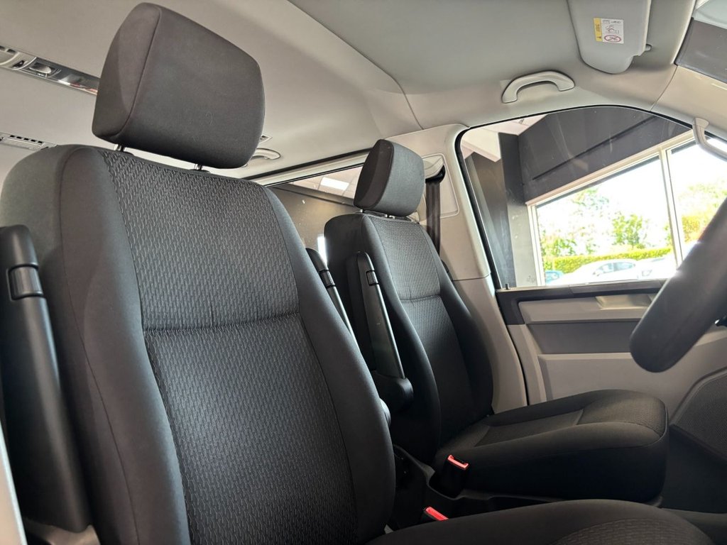 Used Volkswagen Transporter Shuttle 2018 for sale - 76356287: Photo 20