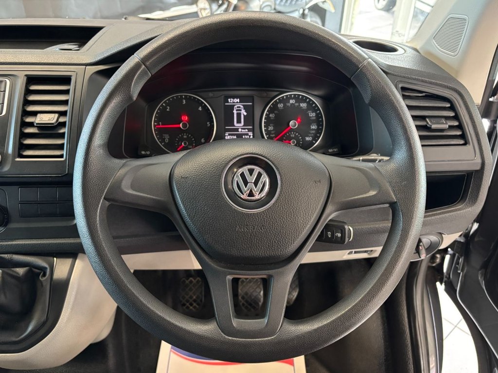 Used Volkswagen Transporter Shuttle 2018 for sale - 76356287: Photo 22