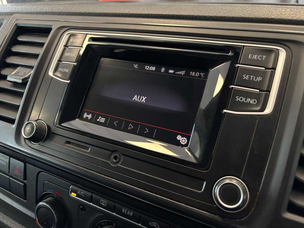 Used Volkswagen Transporter Shuttle 2018 for sale - 76356287: Photo 28