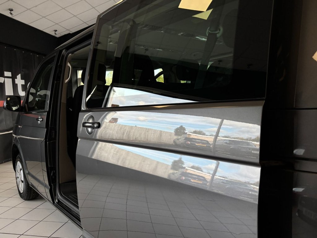 Used Volkswagen Transporter Shuttle 2018 for sale - 76356287: Photo 35