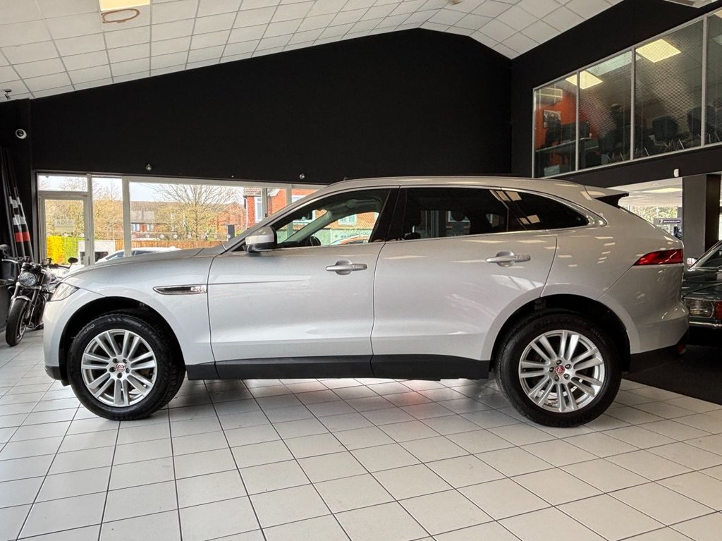 Used Jaguar F-Pace 2018 for sale - 77991170: Photo 11
