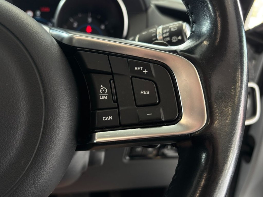 Used Jaguar F-Pace 2018 for sale - 77991170: Photo 32