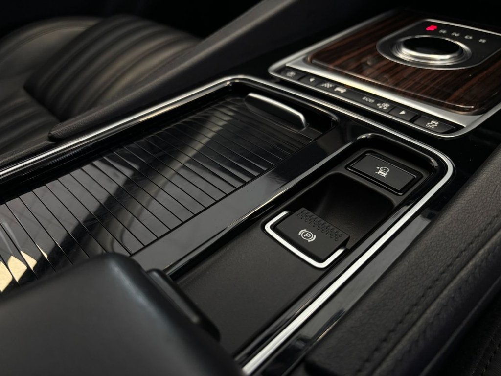 Used Jaguar F-Pace 2018 for sale - 77991170: Photo 48