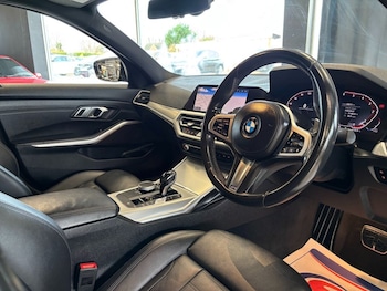 Used BMW 3 Series 2020 for sale - 76867704: Photo