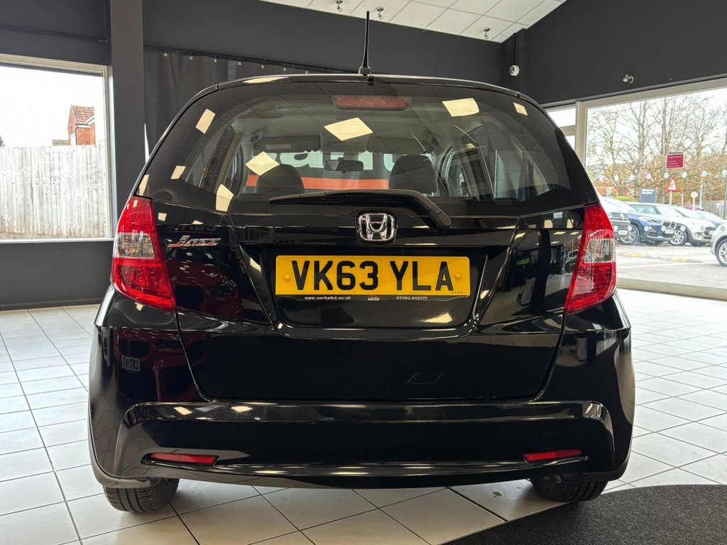 Used Honda Jazz 2013 for sale - 76469685: Photo 10