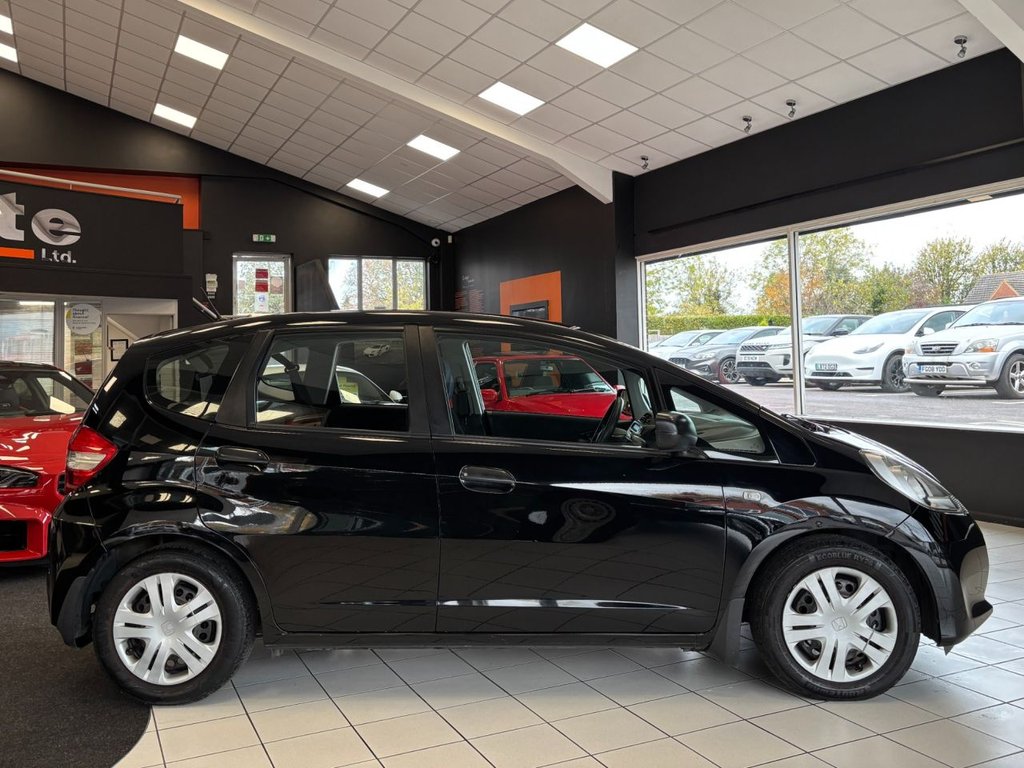 Used Honda Jazz 2013 for sale - 76469685: Photo 13