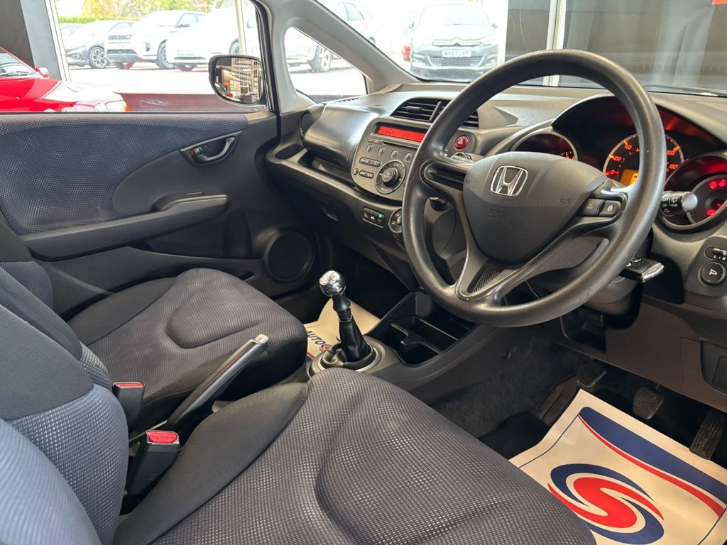 Used Honda Jazz 2013 for sale - 76469685: Photo 17