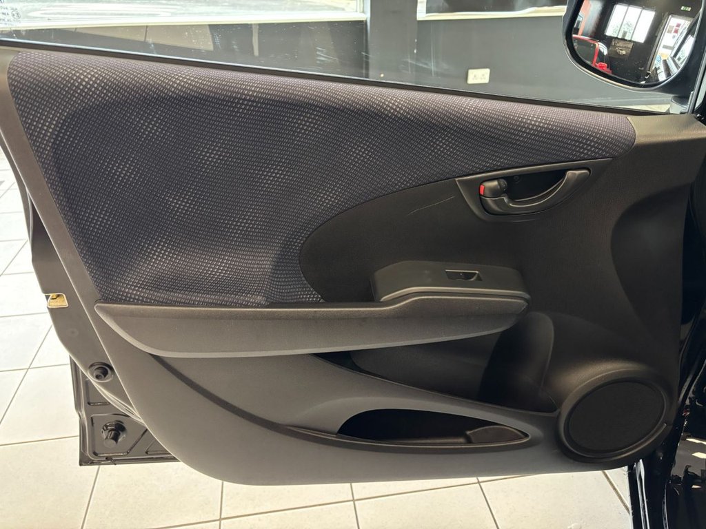 Used Honda Jazz 2013 for sale - 76469685: Photo 29