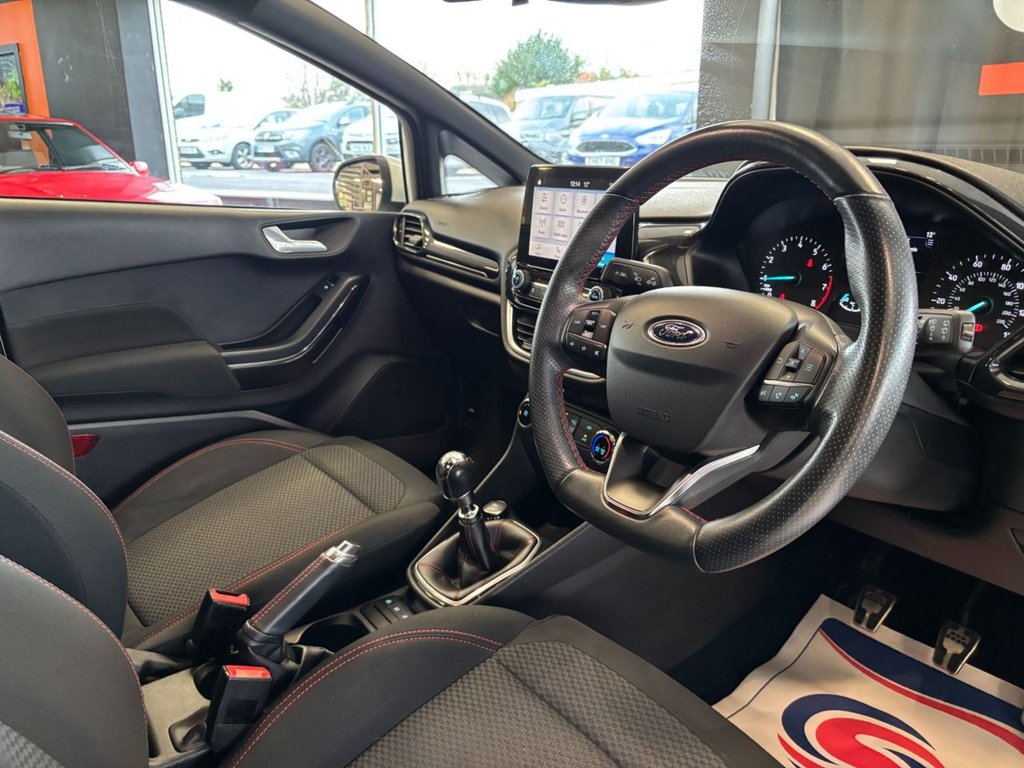 Used Ford Fiesta 2019 for sale - 76631869: Photo 2