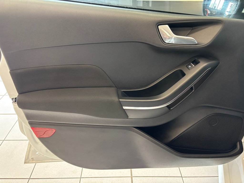 Used Ford Fiesta 2019 for sale - 76631869: Photo 46