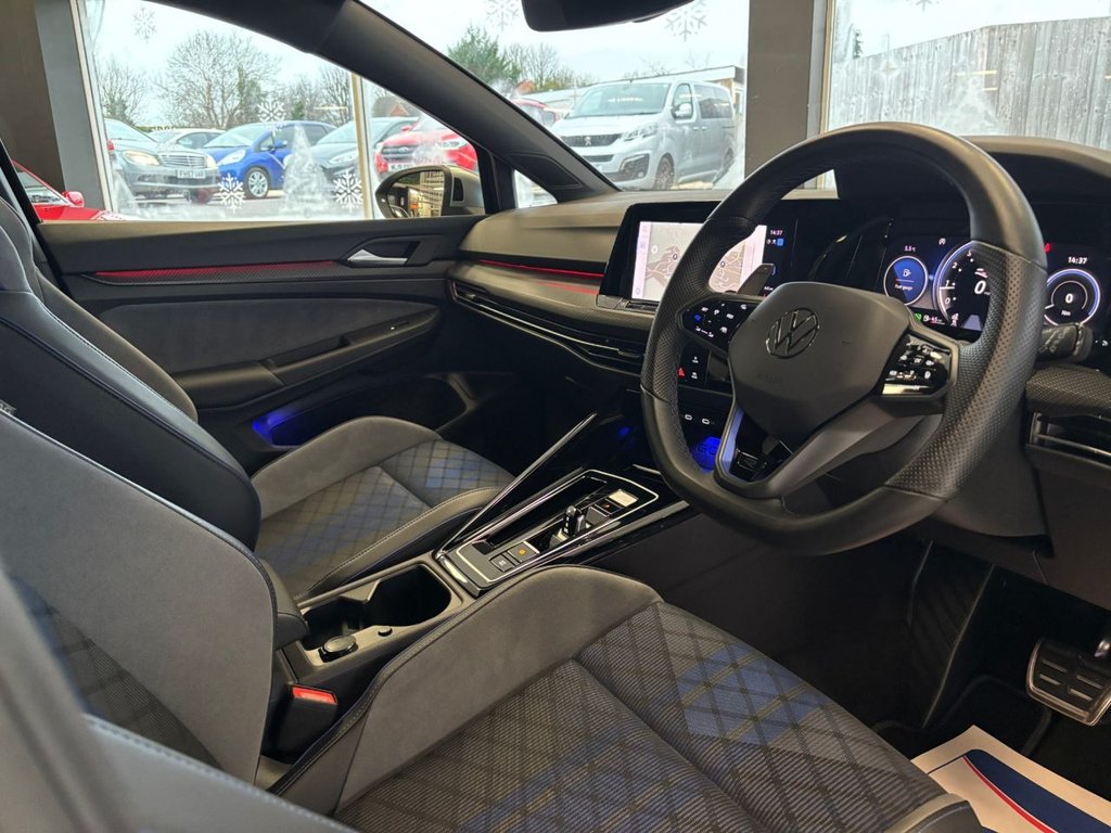 Used Volkswagen Golf 2024 for sale - 77065350: Photo 2