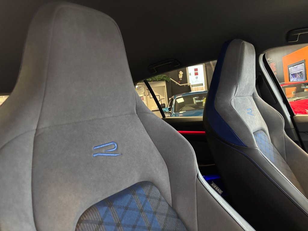 Used Volkswagen Golf 2024 for sale - 77065350: Photo 25