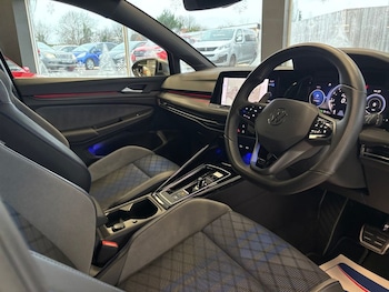 Used Volkswagen Golf 2024 for sale - 77065350: Photo