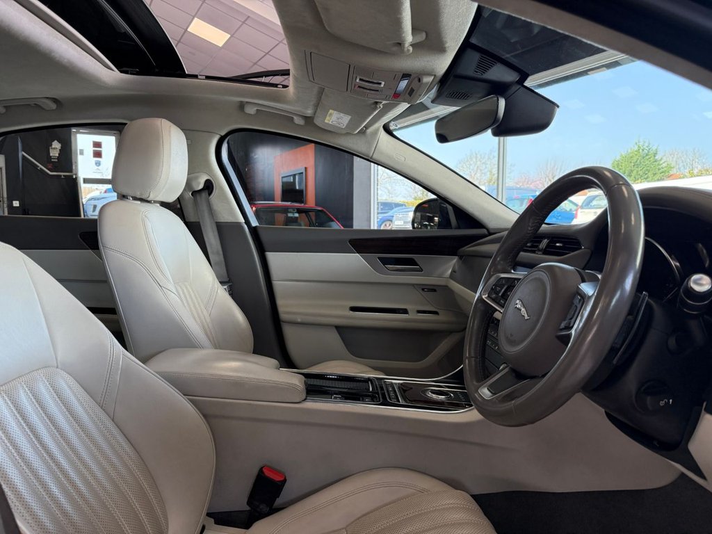 Used Jaguar XF 2020 for sale - 77764944: Photo 25