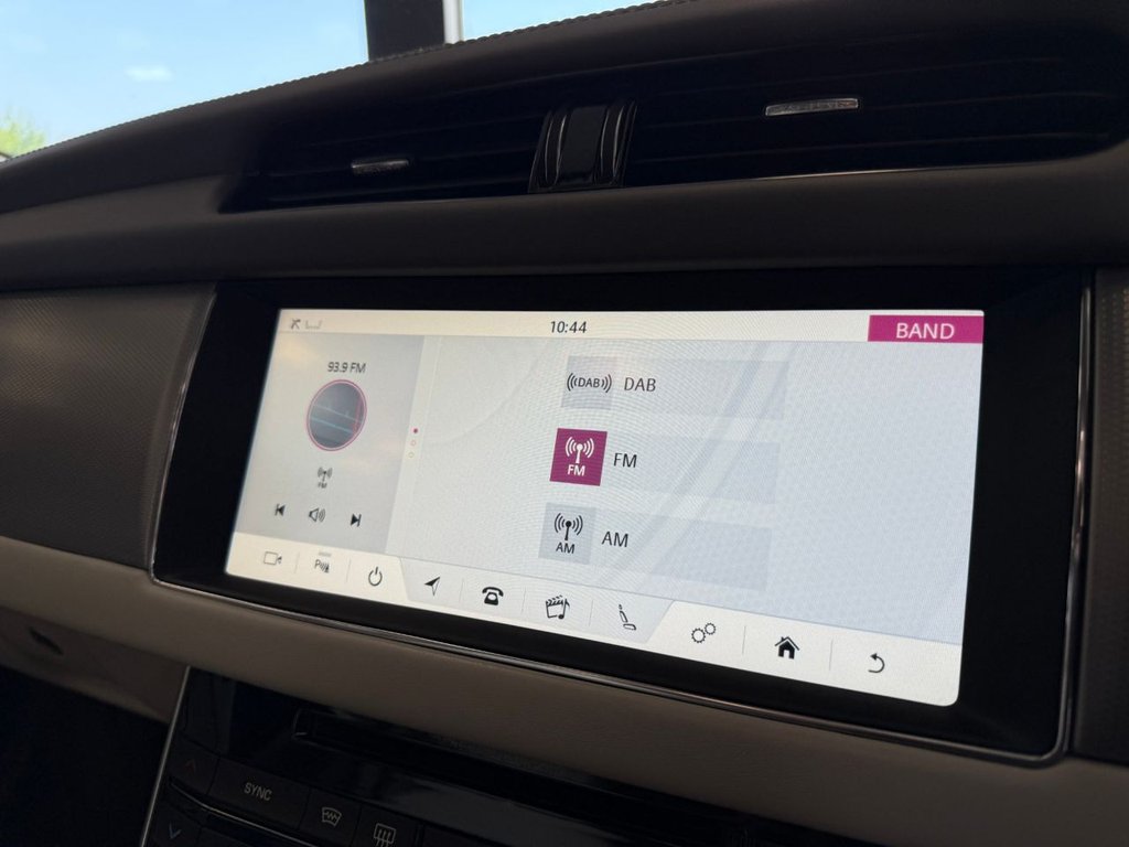 Used Jaguar XF 2020 for sale - 77764944: Photo 35