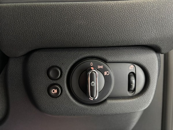 Used MINI Clubman 2018 for sale - 75642007: Photo 30