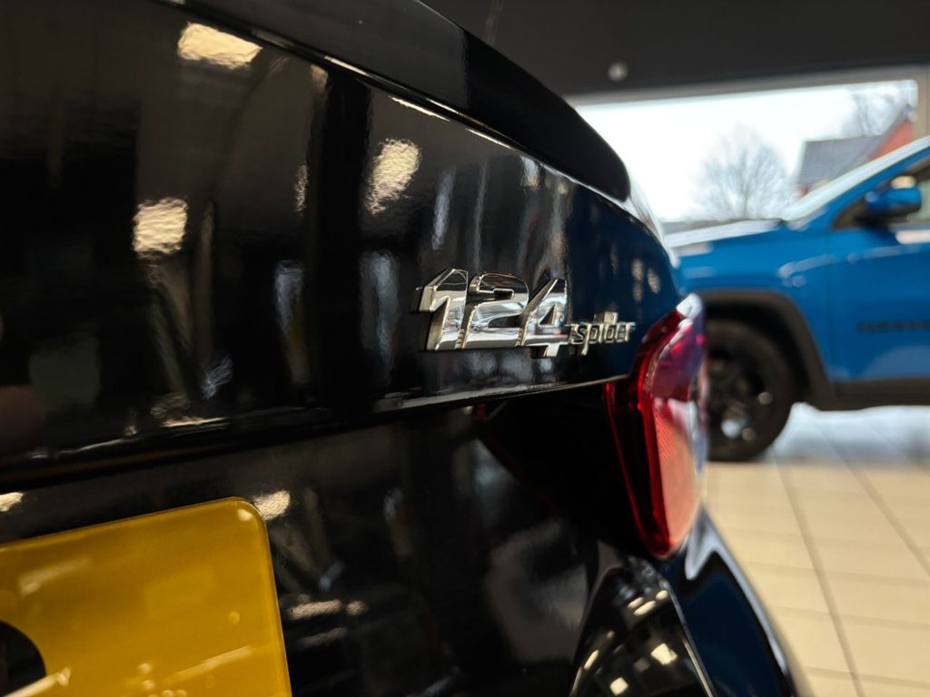 Used Fiat 124 Spider 2018 for sale - 77463619: Photo 14