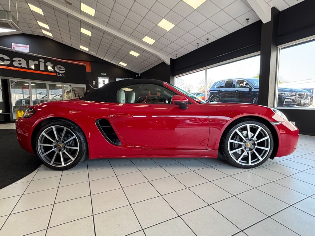 Used Porsche Boxster 2017 for sale - 78200153: Photo 26