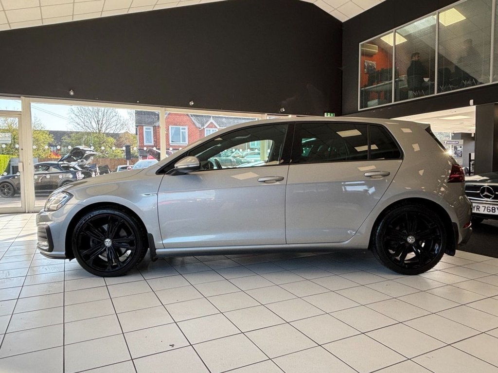 Used Volkswagen Golf 2017 for sale - 78167061: Photo 10