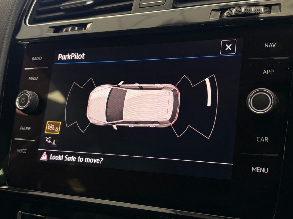 Used Volkswagen Golf 2017 for sale - 78167061: Photo 33