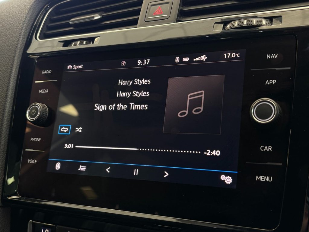 Used Volkswagen Golf 2017 for sale - 78167061: Photo 41