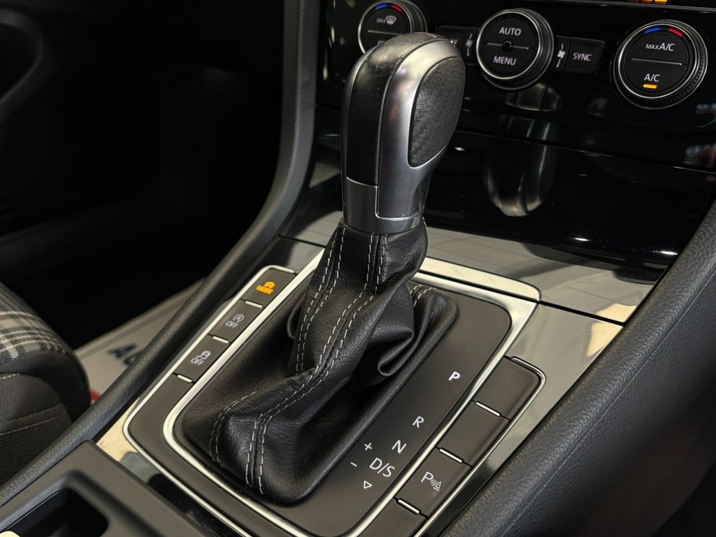 Used Volkswagen Golf 2017 for sale - 78167061: Photo 47