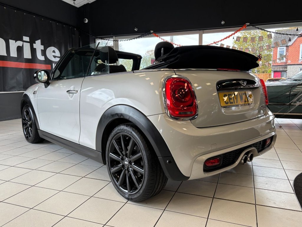 Used MINI Convertible 2017 for sale - 76430405: Photo 13