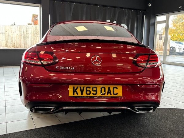 Used Mercedes-Benz C Class 2019 for sale - 76323307: Photo 10