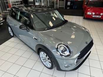 Used MINI Hatch 2019 for sale - 74616781: Photo