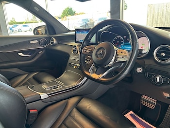 Used Mercedes-Benz GLC 2020 for sale - 77879306: Photo