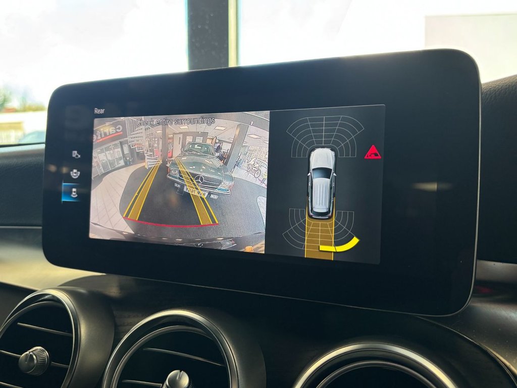 Used Mercedes-Benz GLC 2020 for sale - 77879306: Photo 32