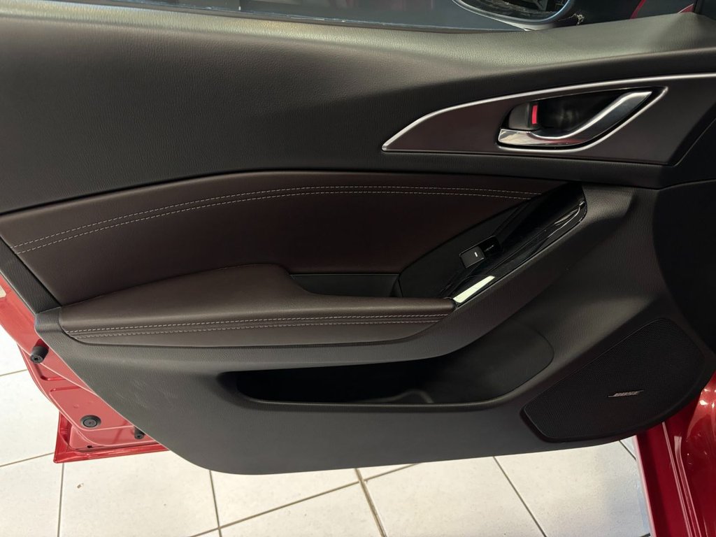 Used Mazda Mazda3 2017 for sale - 76395747: Photo 38