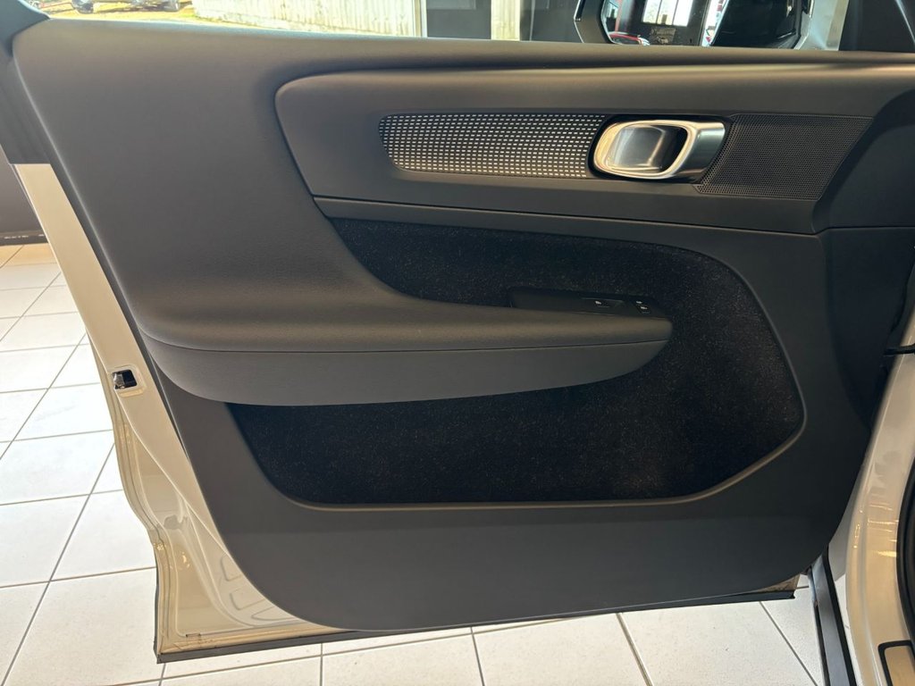 Used Volvo XC40 2019 for sale - 76698184: Photo 42