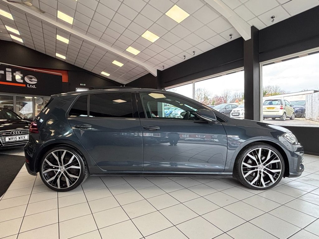 Used Volkswagen Golf 2017 for sale - 78110401: Photo 15