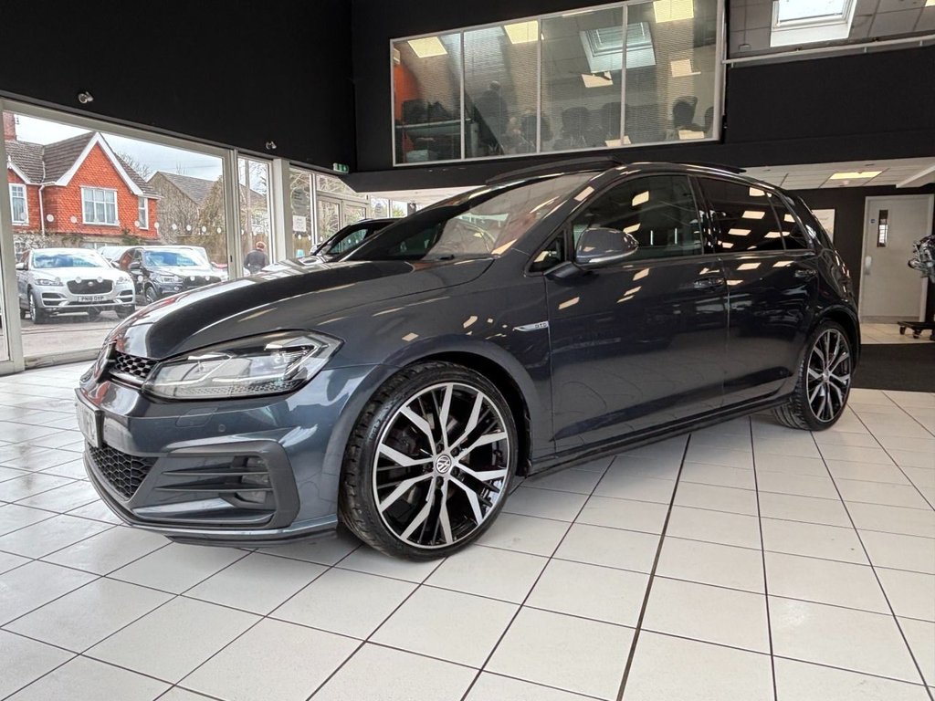 Used Volkswagen Golf 2017 for sale - 78110401: Photo 7