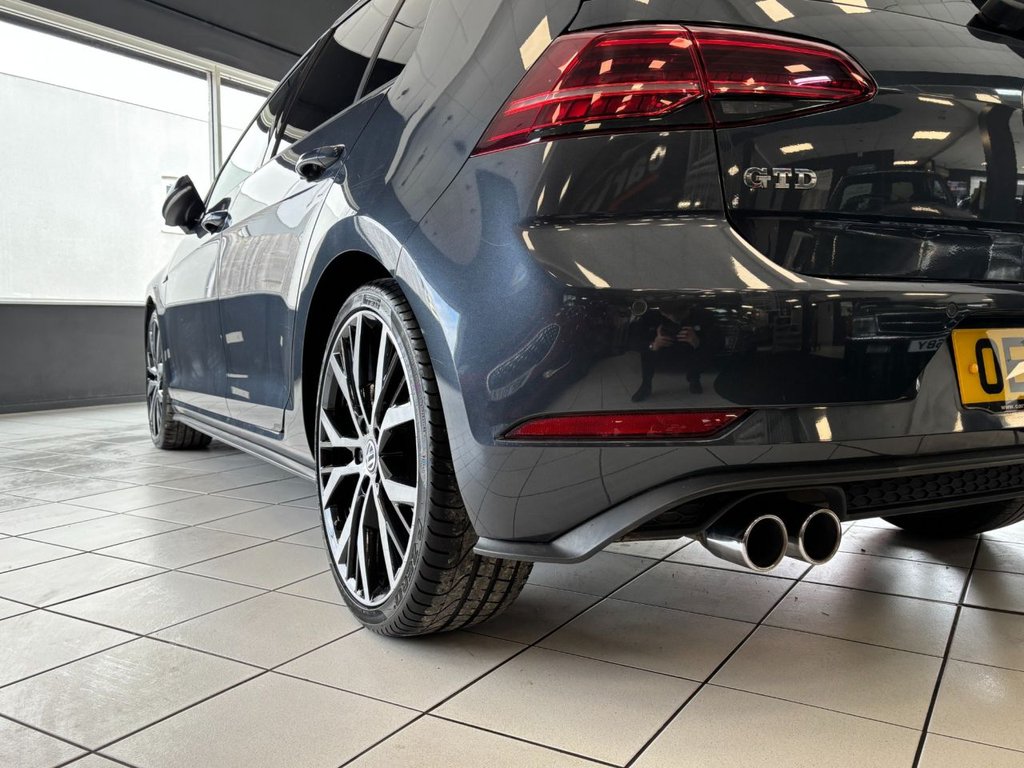 Used Volkswagen Golf 2017 for sale - 78110401: Photo 9