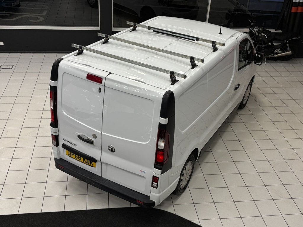 Used Vauxhall Vivaro 2018 for sale - 77199852: Photo 11