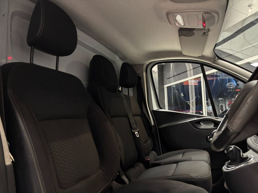 Used Vauxhall Vivaro 2018 for sale - 77199852: Photo 20