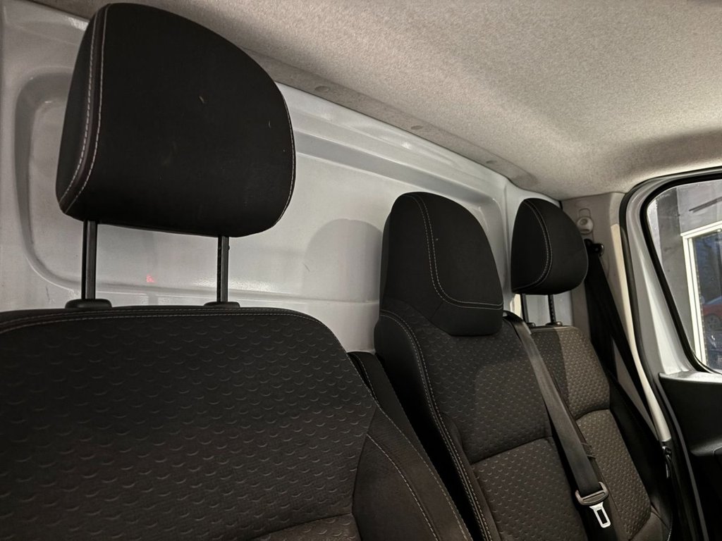 Used Vauxhall Vivaro 2018 for sale - 77199852: Photo 21