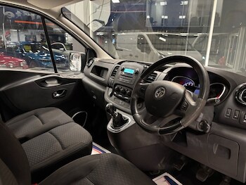 Used Vauxhall Vivaro 2018 for sale - 77199852: Photo