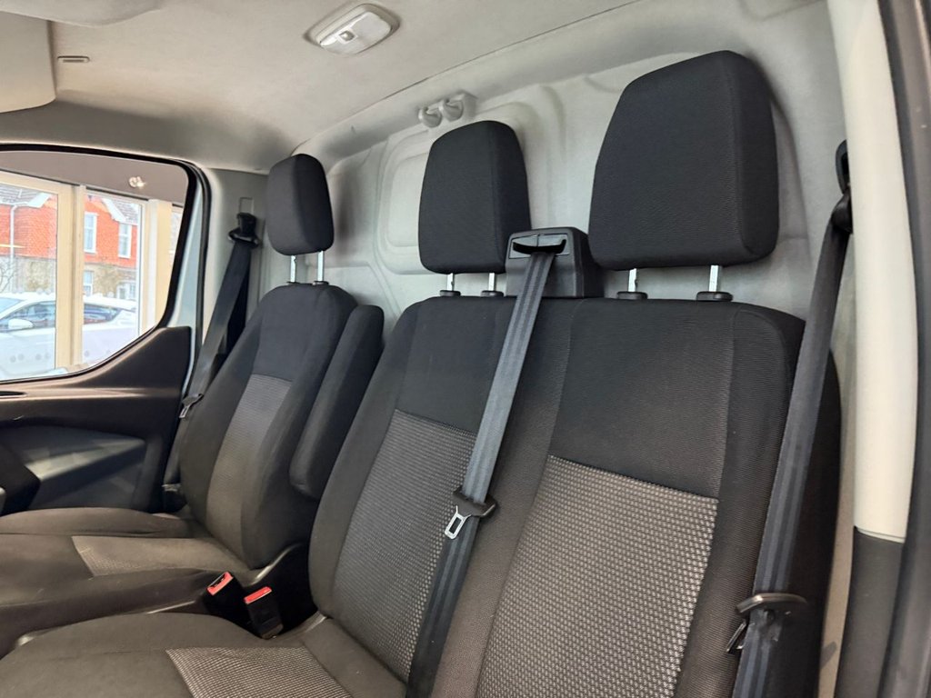 Used Ford Transit Custom 2017 for sale - 77780033: Photo 25