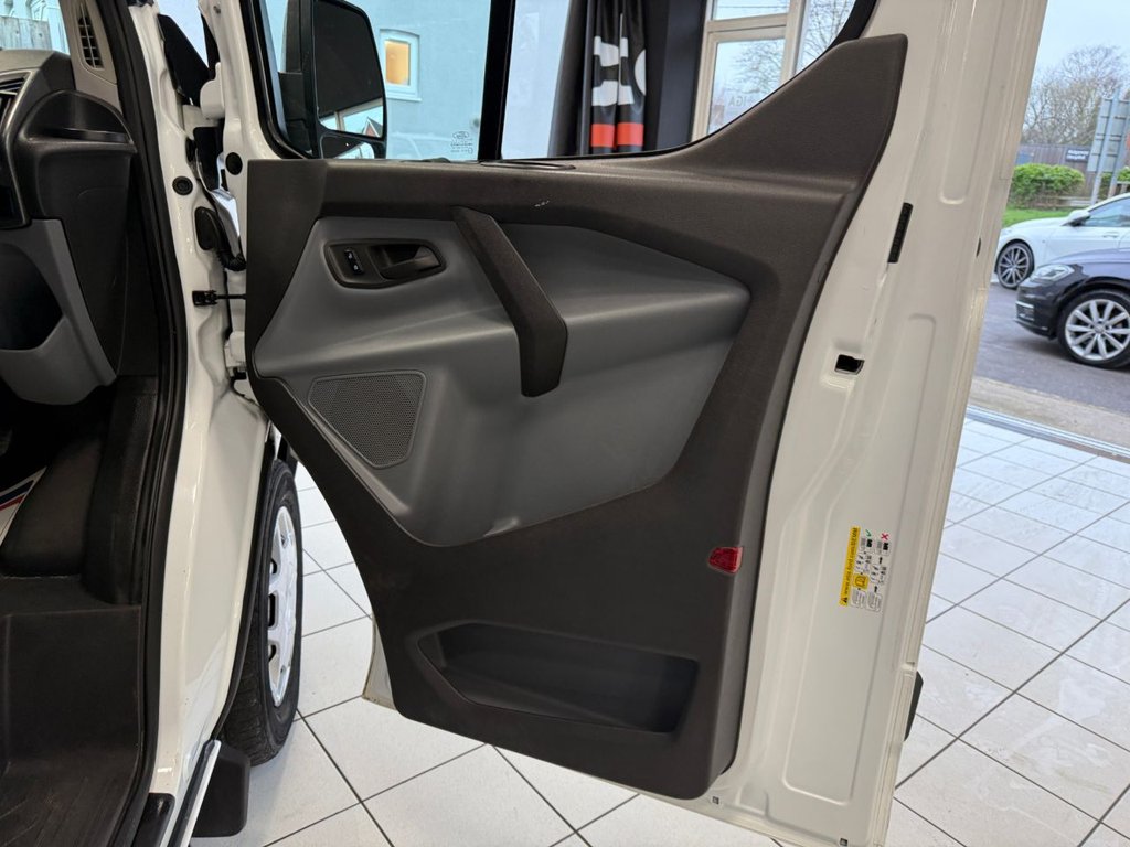 Used Ford Transit Custom 2017 for sale - 77780033: Photo 31