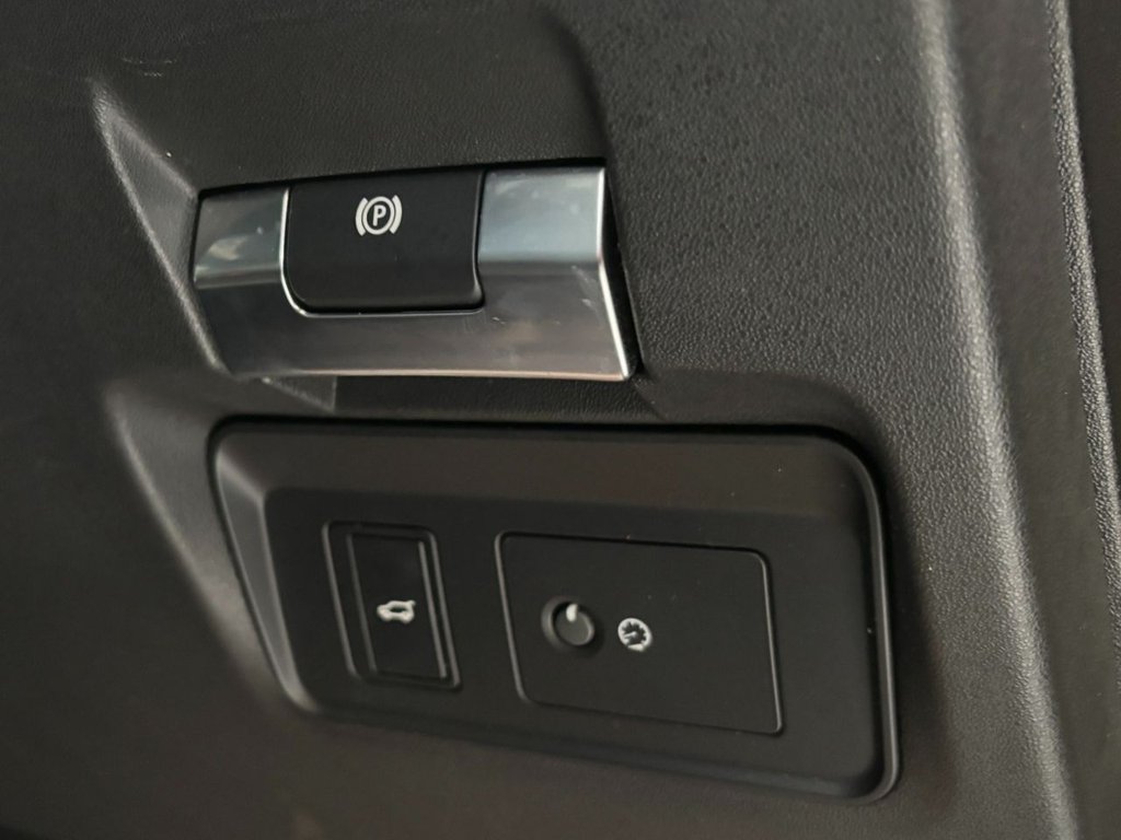 Used Land Rover Discovery Sport 2019 for sale - 78016923: Photo 34