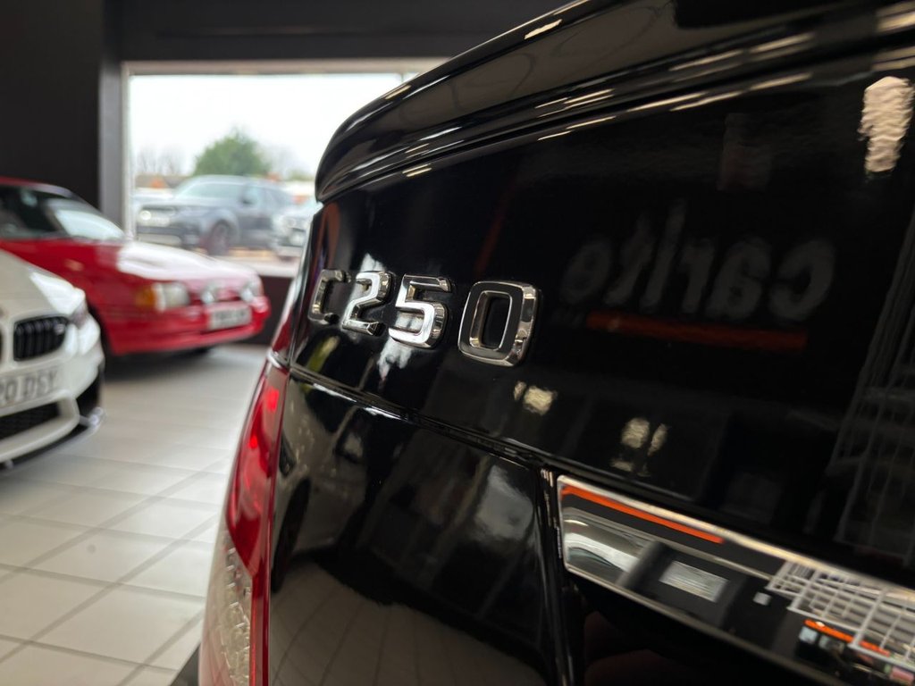 Used Mercedes-Benz C Class 2015 for sale - 77583277: Photo 13