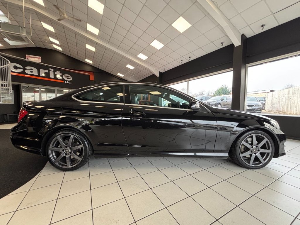 Used Mercedes-Benz C Class 2015 for sale - 77583277: Photo 18