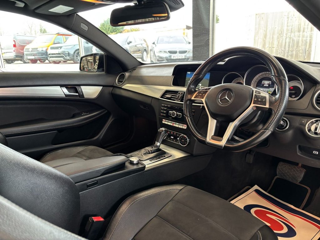 Used Mercedes-Benz C Class 2015 for sale - 77583277: Photo 23