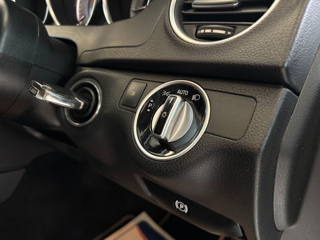 Used Mercedes-Benz C Class 2015 for sale - 77583277: Photo 34